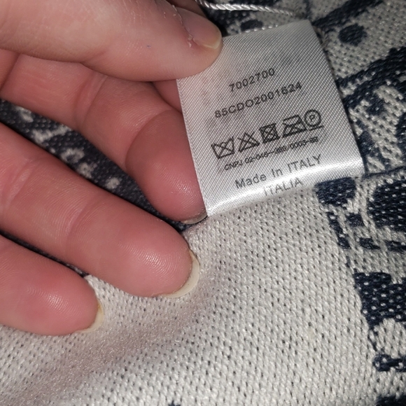 Christian Dior Scarf - Picture 3 of 3